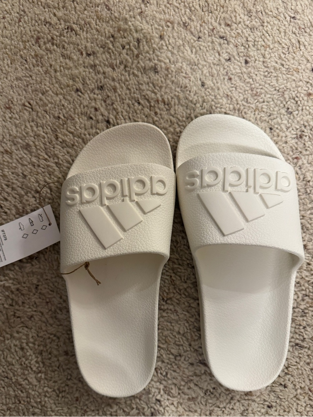 Adidas Adilette Aqua Slides Off White Women’s 7 / Men’s 6 New With Box